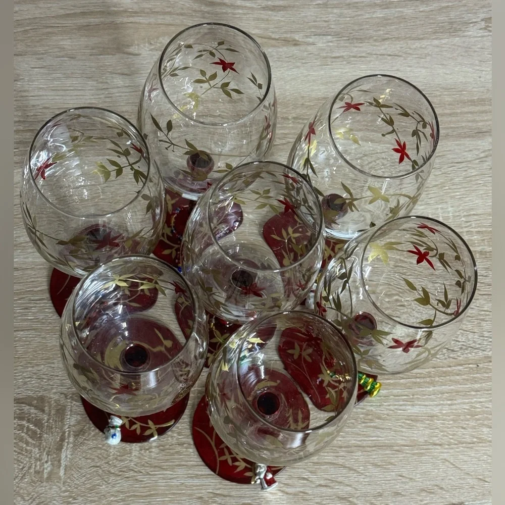 Pier 1 Hand Painted Floral Designs Gold Leaf Glass Water Goblet Set of 7 Glasses